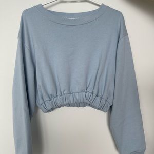 Baby blue elastic cropped sweater